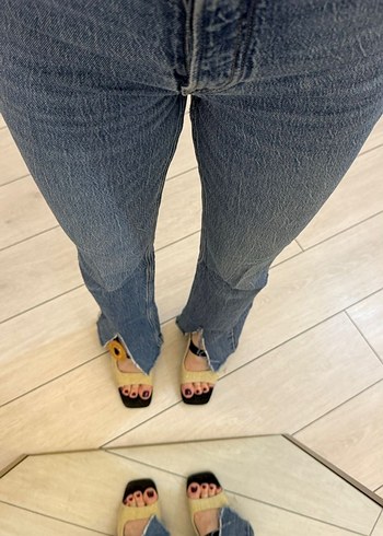 Zara Kadın yırtmaçlı Jean - Görsel 3