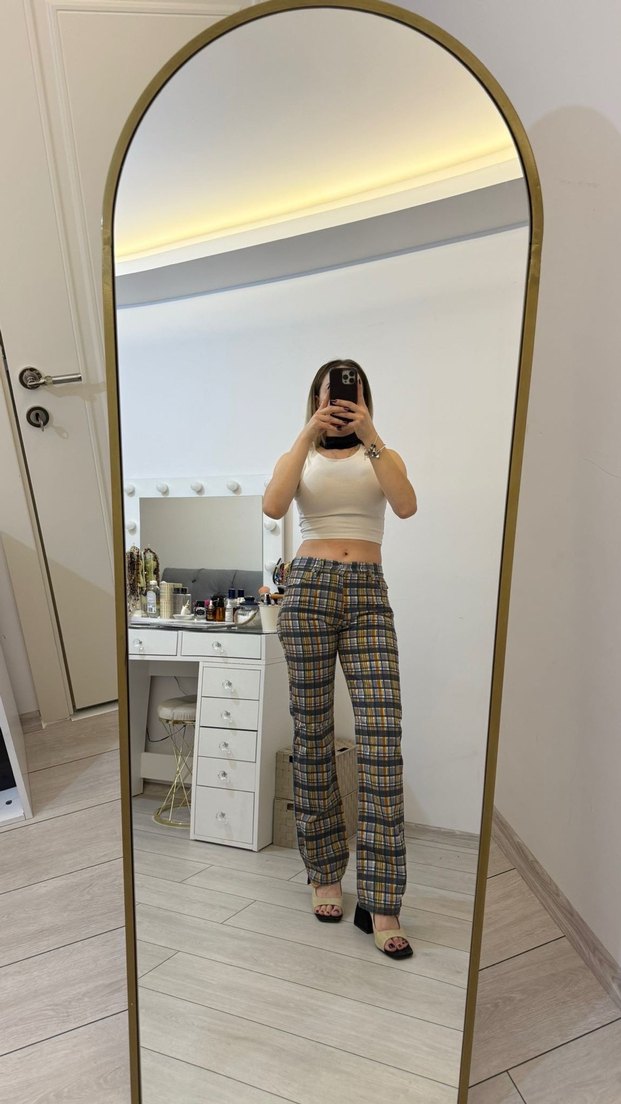 Ekose Desenli Rahat Kesim Kadın Kot Pantolon - Görsel 2