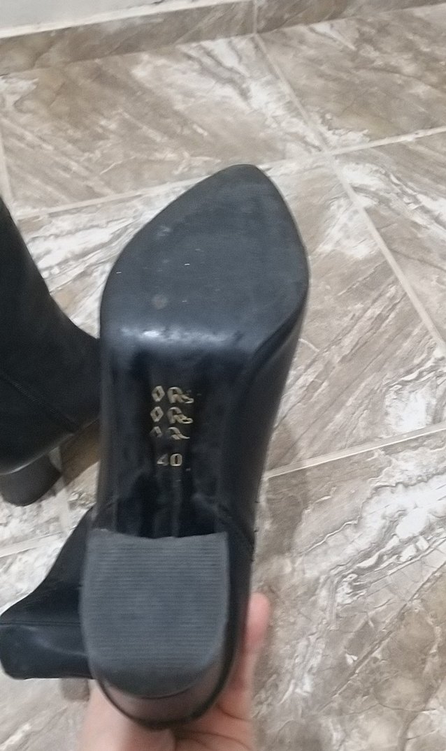 sivri kısımda ufak bir soyulma var o yüzden fiyat düşük tutum - Görsel 3