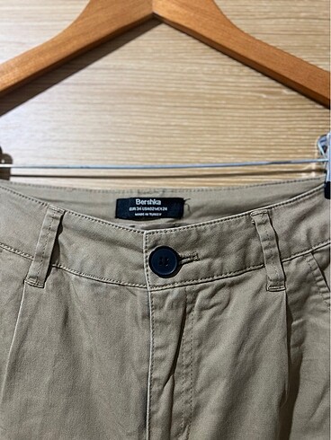 Bershka Pantolon - Görsel 2