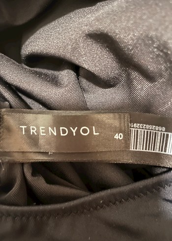 Siyah Bağcıklı Kadın Mayo - Görsel 3