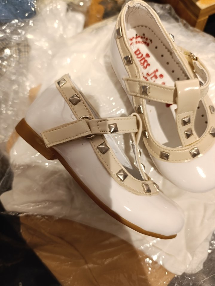 Kız Çocuk Beyaz Tokalı Balerin Ayakkabı - Görsel 2