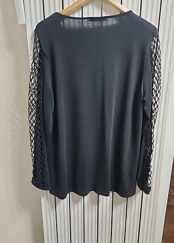 Siyah Kolları File Örgü Detaylı V Yakalı Kadın Bluz - Görsel 5