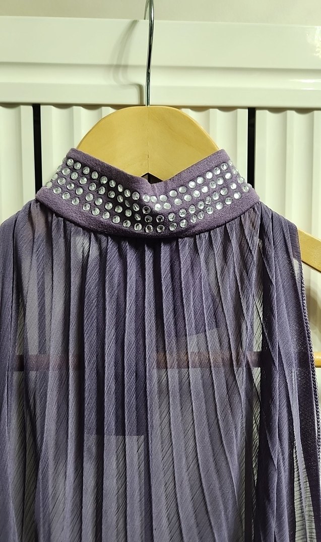 Mor Drapeli Yüksek Yakalı Uzun Abiye Bluz - Görsel 2