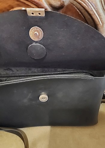 Siyah Suni Deri Kadın Çantası - Zara - Görsel 4