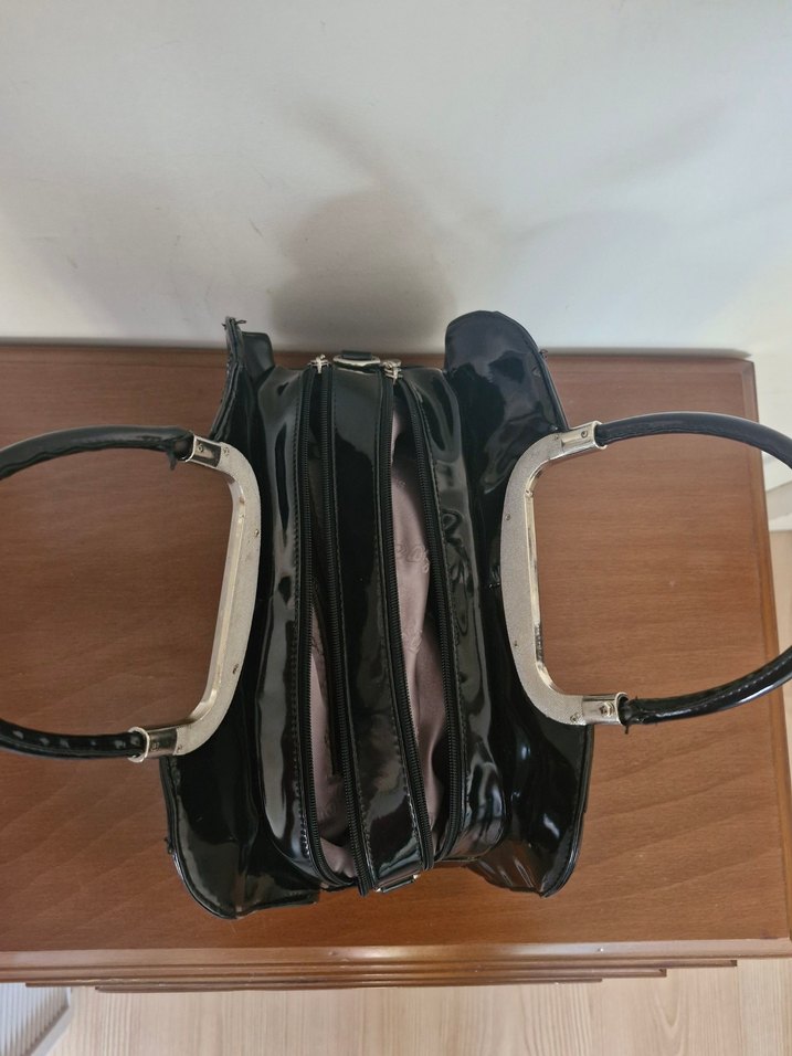 Askılı Siyah Kadın Çantası - Görsel 3