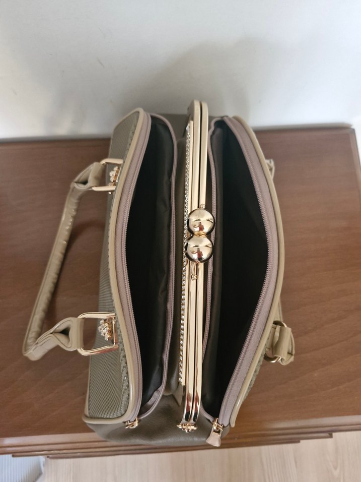 Askılı Bej Kadın Çantası - Görsel 3