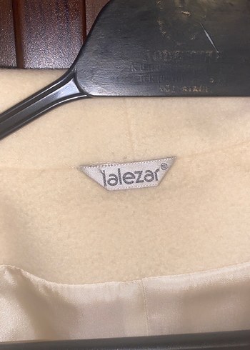 Bej Midi Düğmeli Kadın Klasik Kaban - Görsel 3