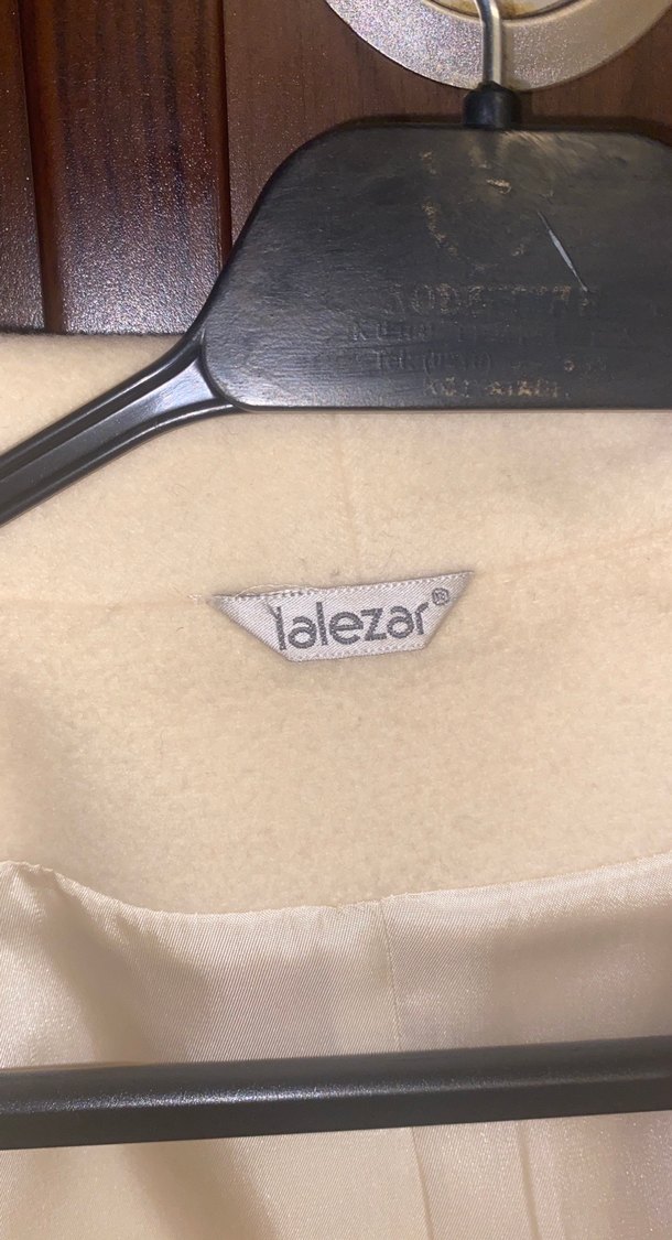 Bej Midi Düğmeli Kadın Klasik Kaban - Görsel 3