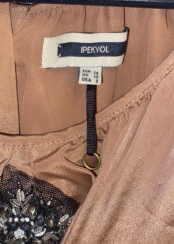 V Yaka Drapeli Bej Elbise - Görsel 4