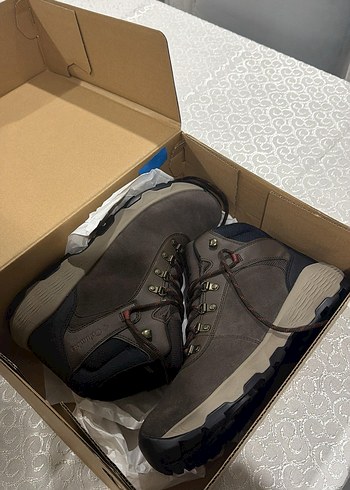 ACİL SATILIK ORJİNAL COLUMBİA BOT - Görsel 2