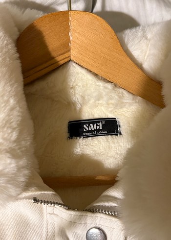 Beyaz Kadın Peluş Detaylı Kot Ceket - Görsel 2