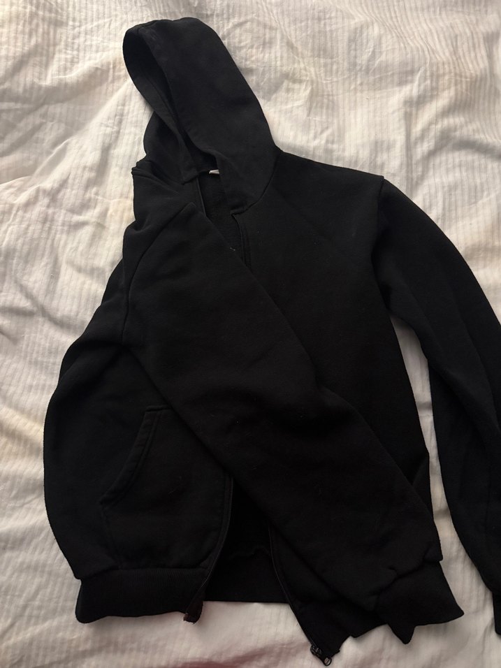 Siyah Kapüşonlu Fermuarlı Kadın Ceket - Görsel 3