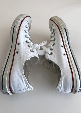 41 Beden beyaz Renk Şok fiyatlı Tertemiz orijinal Converse