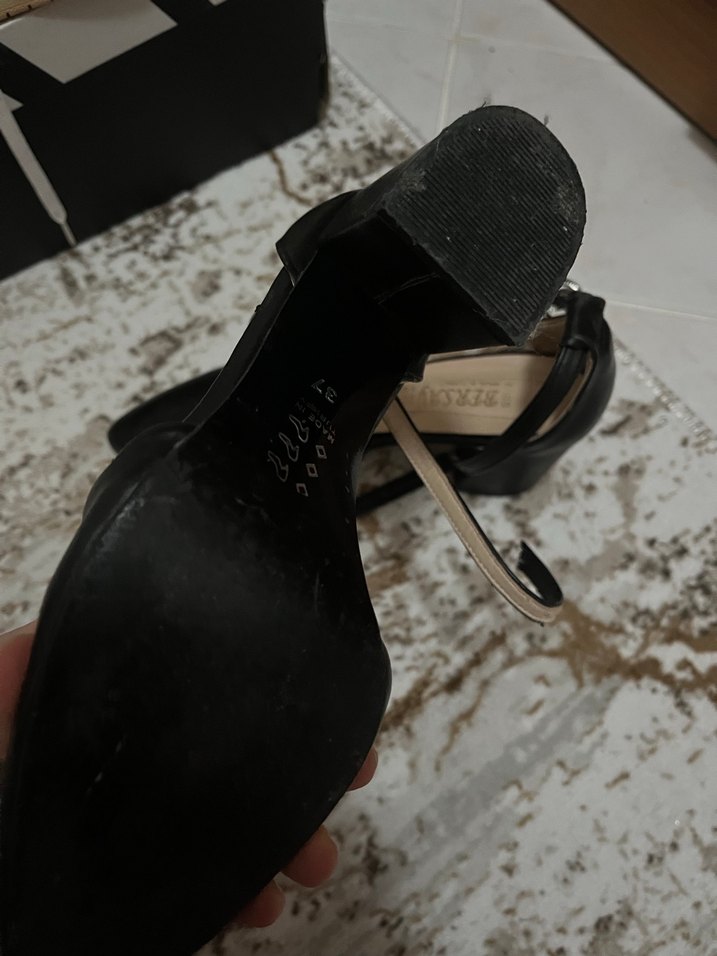 Klasik Siyah Stiletto Tokalı Kadın Topuklu Ayakkabı - Görsel 2