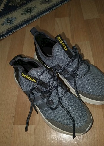Adidas Gri Spor Ayakkabi 40 Numara Temizdir Giyilmemistir