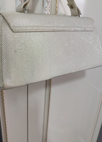 Gri Yılan Desenli Zincir Detaylı Kadın Clutch - Görsel 3