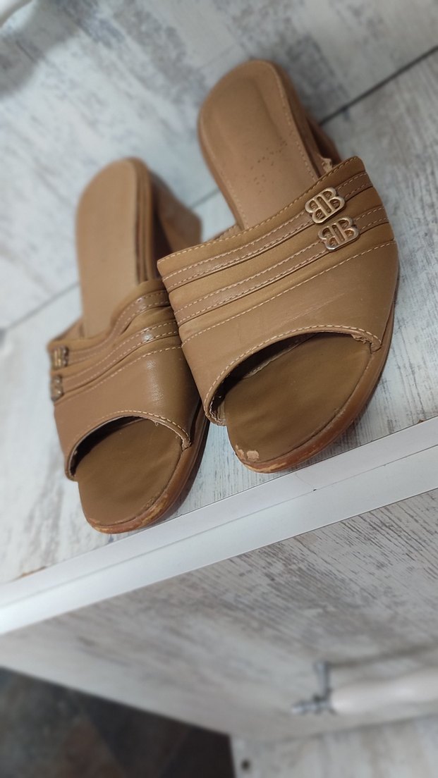 Bej Tokalı Kadın Topuklu Terlik - Görsel 2