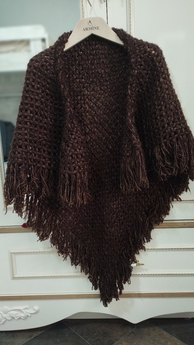 Kahverengi Örgü Kadın Panço - Görsel 2