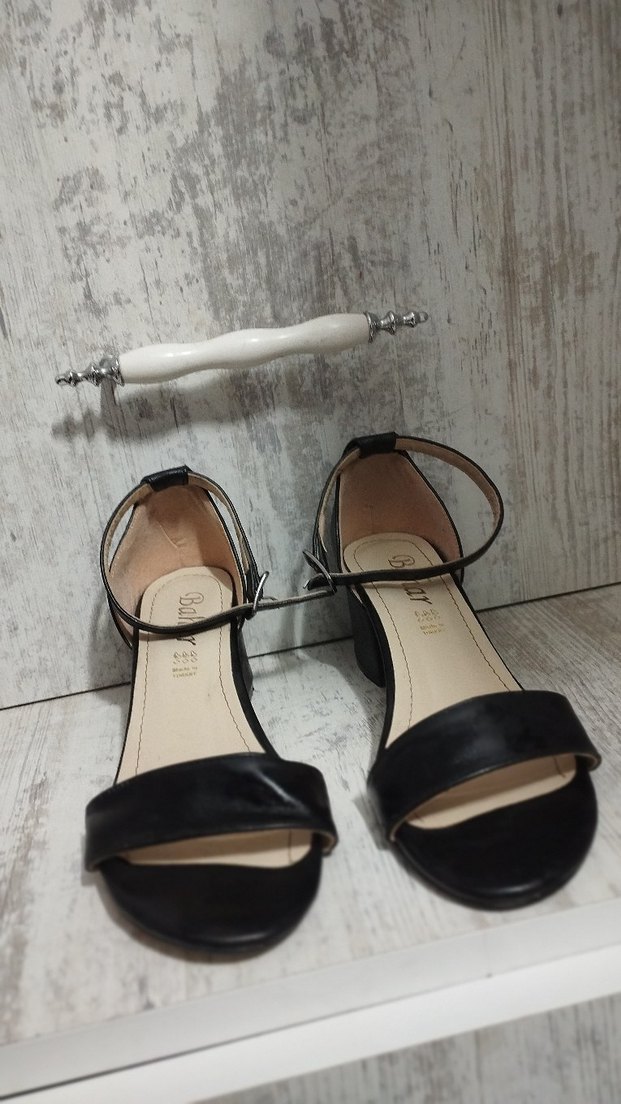 Tokalı Siyah Blok Topuklu Kadın Ayakkabı - Görsel 2