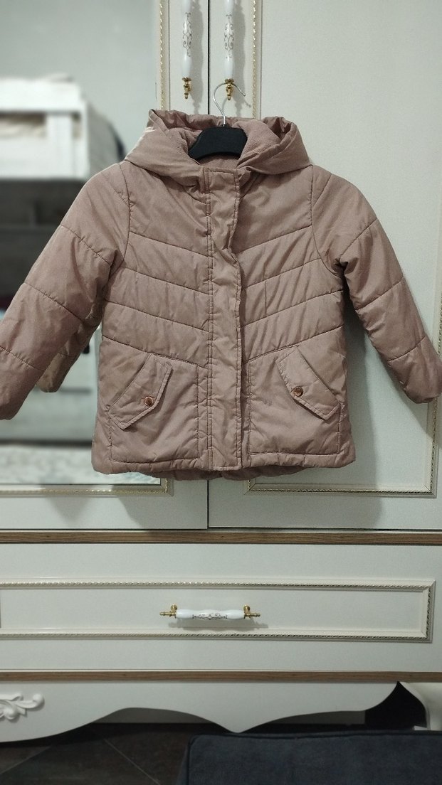 Düğmeli Bej Kız Çocuk Mont - Görsel 2