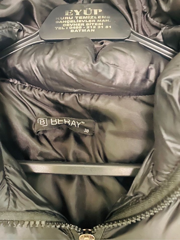 Siyah Uzun Kürklü Kadın Yelek - Görsel 3