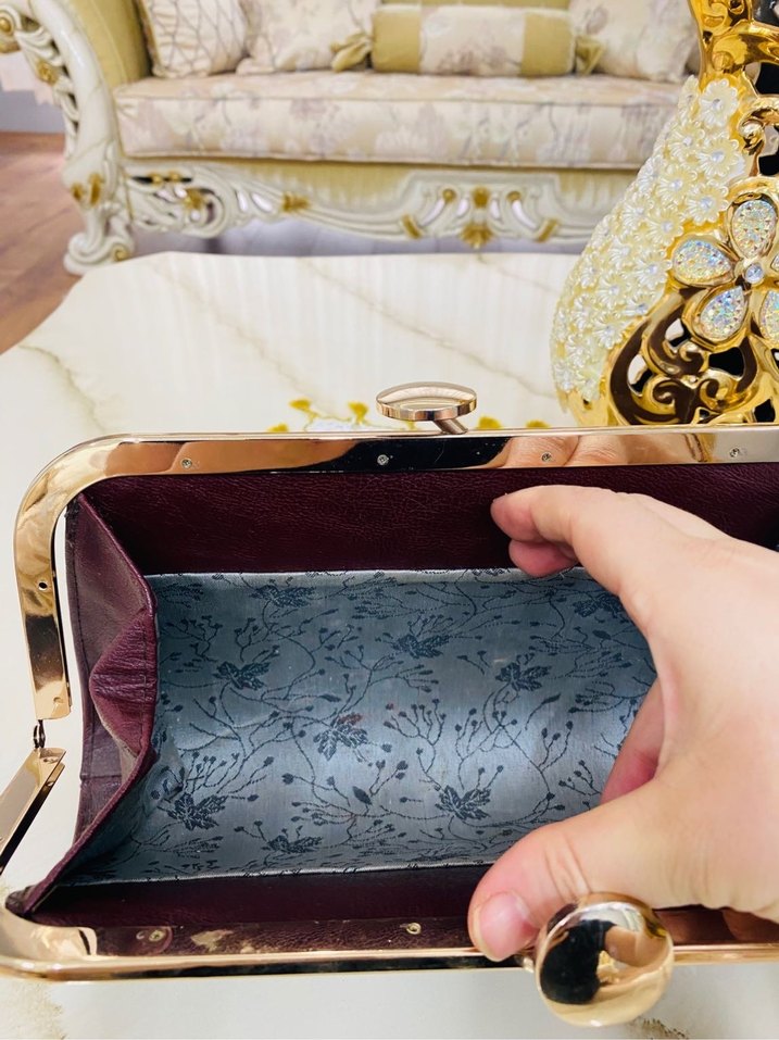 Bordo Deri Tokalı Kadın Portföy Çanta - Görsel 4