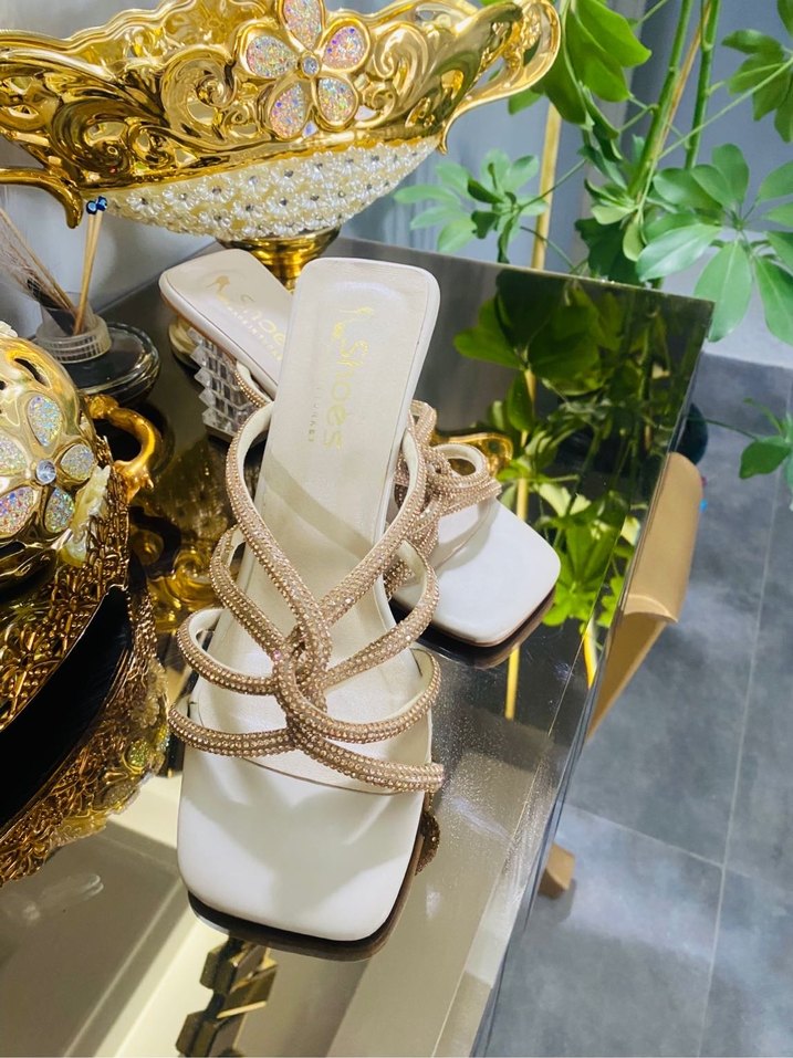 Beyaz Payetli Blok Topuklu Kadın Abiye Ayakkabı - Görsel 2