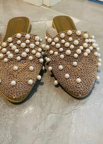 İnci Detaylı Bej Kadın Terlik - Görsel 3