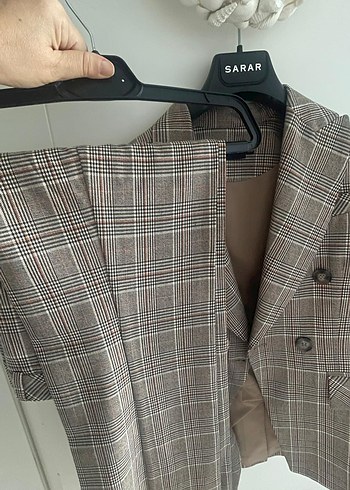 Kadın Kahverengi Düğmeli Blazer Ceket ve pantolon - Görsel 3