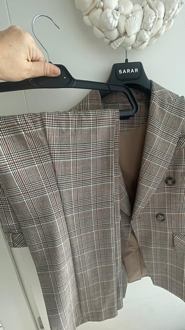 Kadın Kahverengi Düğmeli Blazer Ceket ve pantolon - Görsel 3