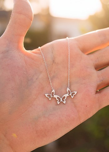 925 Ayar Gümüş Üçlü Kelebek Kolye - Görsel 4