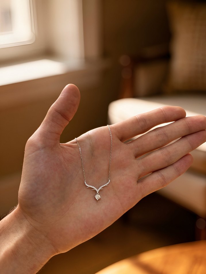 925 Ayar Gümüş Zarif Işıltı Kolye - Görsel 3