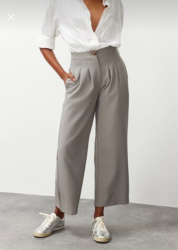 Bej Düğmeli Keten Kadın Kısa Kumaş Pantolon - Görsel 4