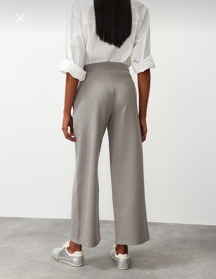 Bej Düğmeli Keten Kadın Kısa Kumaş Pantolon - Görsel 3