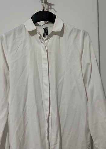 Düğmeli Beyaz Keten Kadın Gömlek - Görsel 2