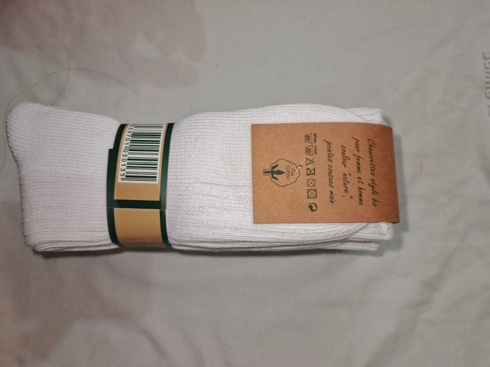 GoWith Beyaz Pamuklu 4 lü Erkek Çorap - Görsel 3