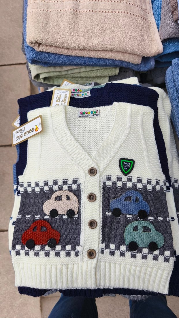 Erkek Çocuk Renkli Nakışlı Triko Hırka - Görsel 3