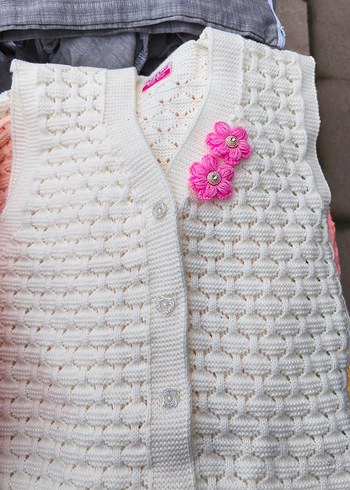 Renkli Nakışlı Mavi Kız Çocuk Triko Yelek - Görsel 6