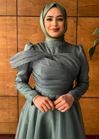 Uzun Kollu Gri Drapeli Abiye Elbise - Görsel 3