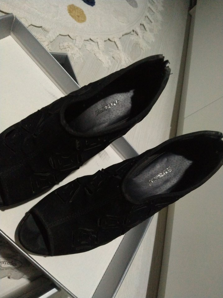 Siyah Desenli Platform Topuklu Gotik Kadın Ayakkabı - Görsel 3