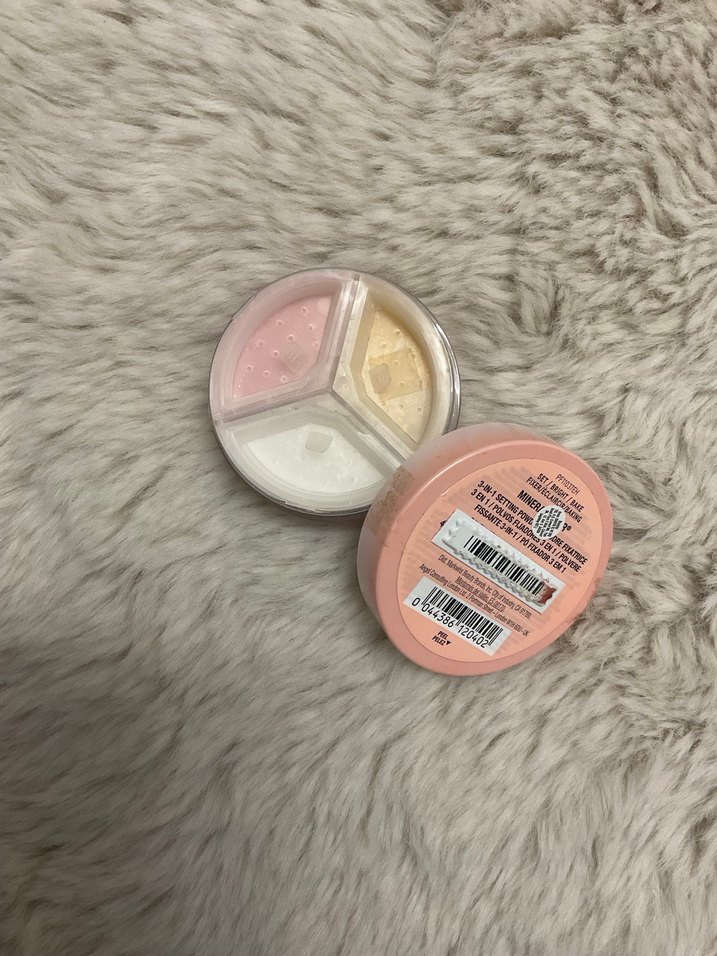 Physicians Formula Mineral Wear 3'ü 1 Arada Sabitleyici Pudra - Görsel 3