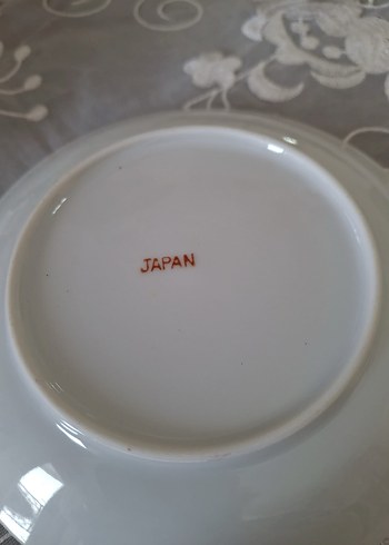 Altın İşlemeli Koyu Desenli Tabak ve Fincan Seti - Görsel 4