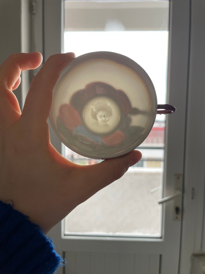 Altın İşlemeli Koyu Desenli Tabak ve Fincan Seti - Görsel 5