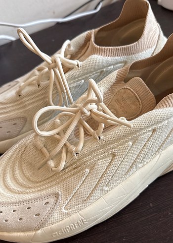 Adidas Ozelia Ayakkabı 45/5 Numara
Orjinal - Görsel 2