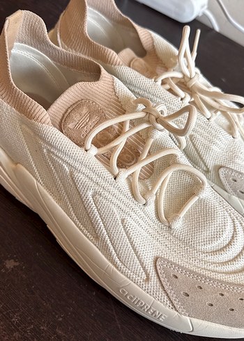 Adidas Ozelia Ayakkabı 45/5 Numara
Orjinal - Görsel 3