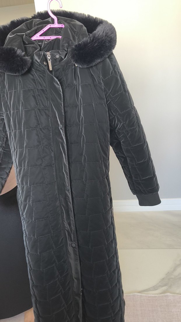 Siyah Kadın Uzun Kürklü Kışlık Mont - Görsel 2