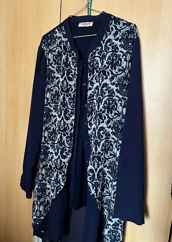 Lacivert Dantel Detaylı Uzun Hamile Kabanı - Görsel 3