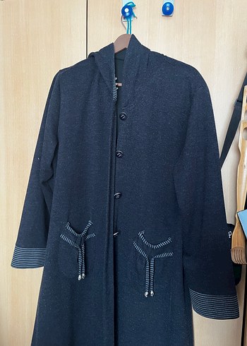 Düğmeli Uzun Gri Kadın Kaban - Görsel 3