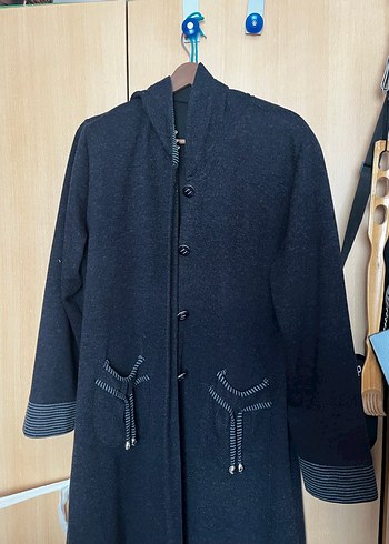 Düğmeli Uzun Gri Kadın Kaban - Görsel 5